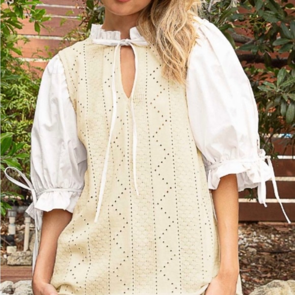 Top - Picture 2 of 2